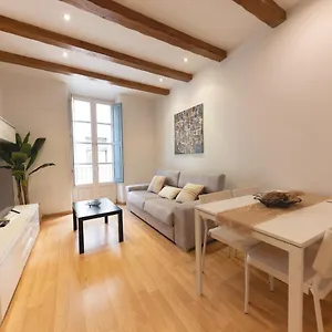  Apartment Bravissimo Placa Dels Raims
